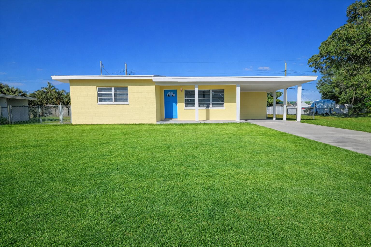116 NE Entrada Avenue, Port St. Lucie, FL 34952, Port St Lucie