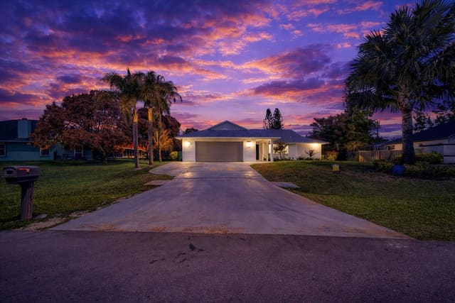 3133 SE Card Terrace, sold in Port St Lucie Sectio, Port St Lucie, FL