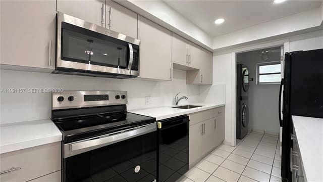 8401 SW 107th Avenue 331E, Miami, FL 33173