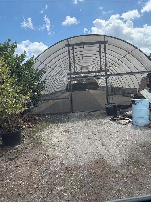16301 SW 169 Avenue, Miami, FL 33187