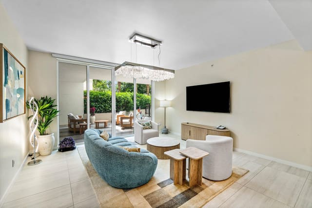 200 SE Mizner Boulevard 209, sold in Alina Boca Raton Condo, Boca Raton, FL
