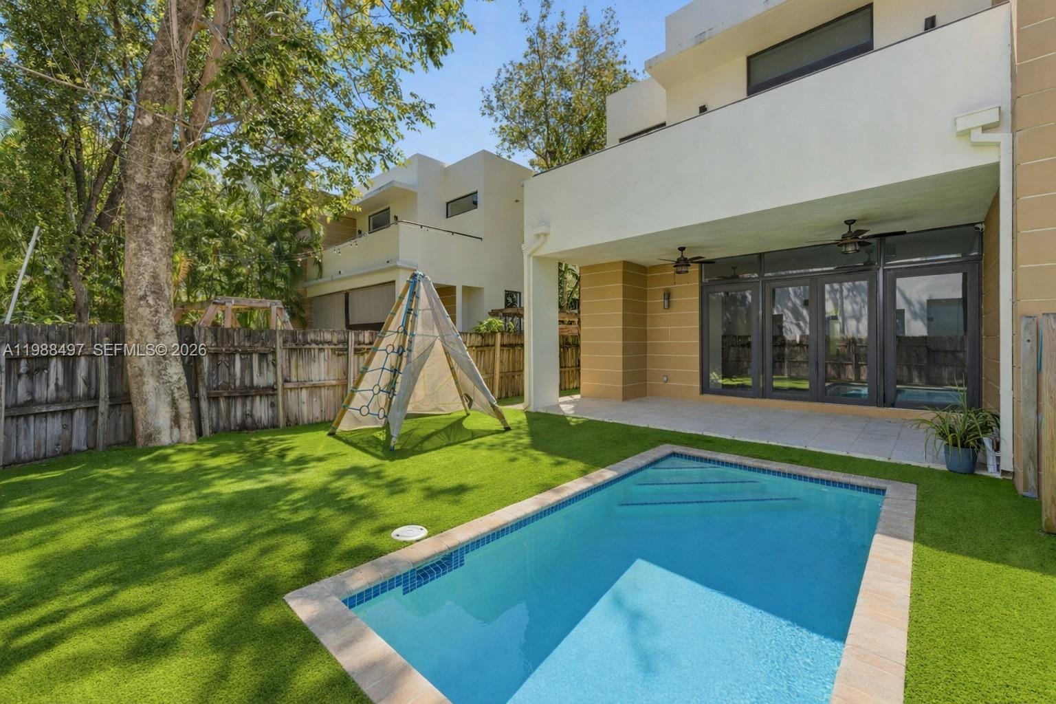 3407 Day Avenue 3407, Miami, FL 33133