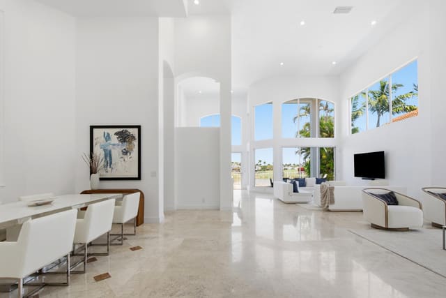 3857 Regency Circle N, sold in Regents Square, Boca Raton, FL