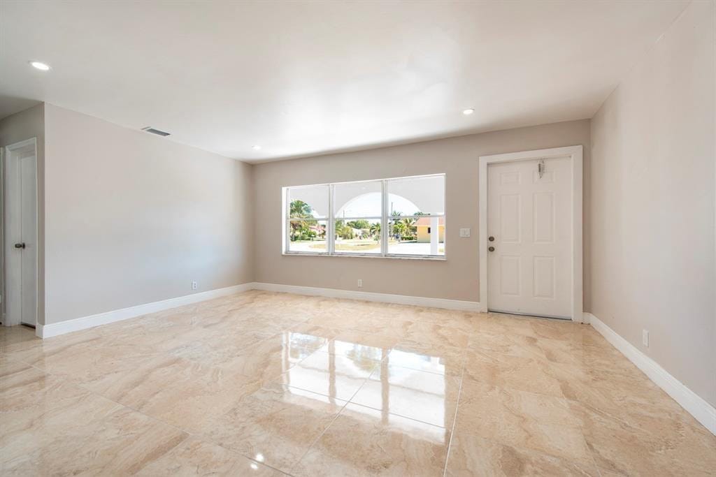1031 SW 6th Way, Deerfield Beach, FL 33441 photo 8