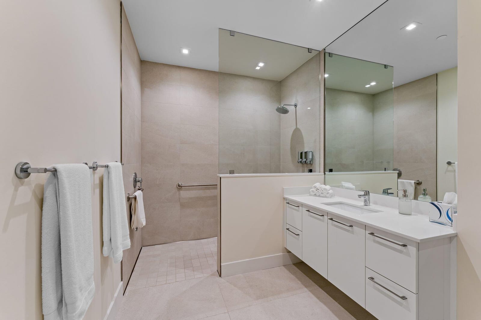 1 Water Clb Way 1703, North Palm Beach, FL 33408 photo 29