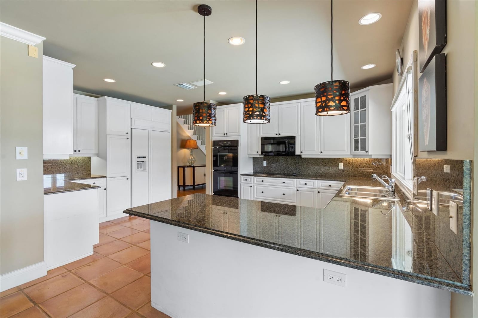 703 Royal Plaza Drive — photo 6