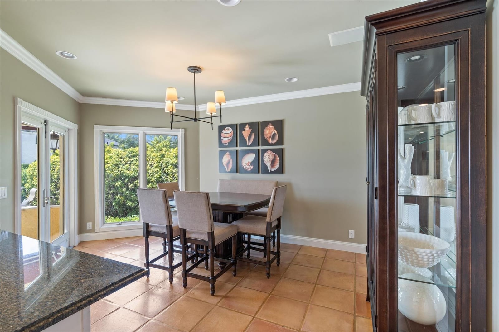 703 Royal Plaza Drive — photo 7