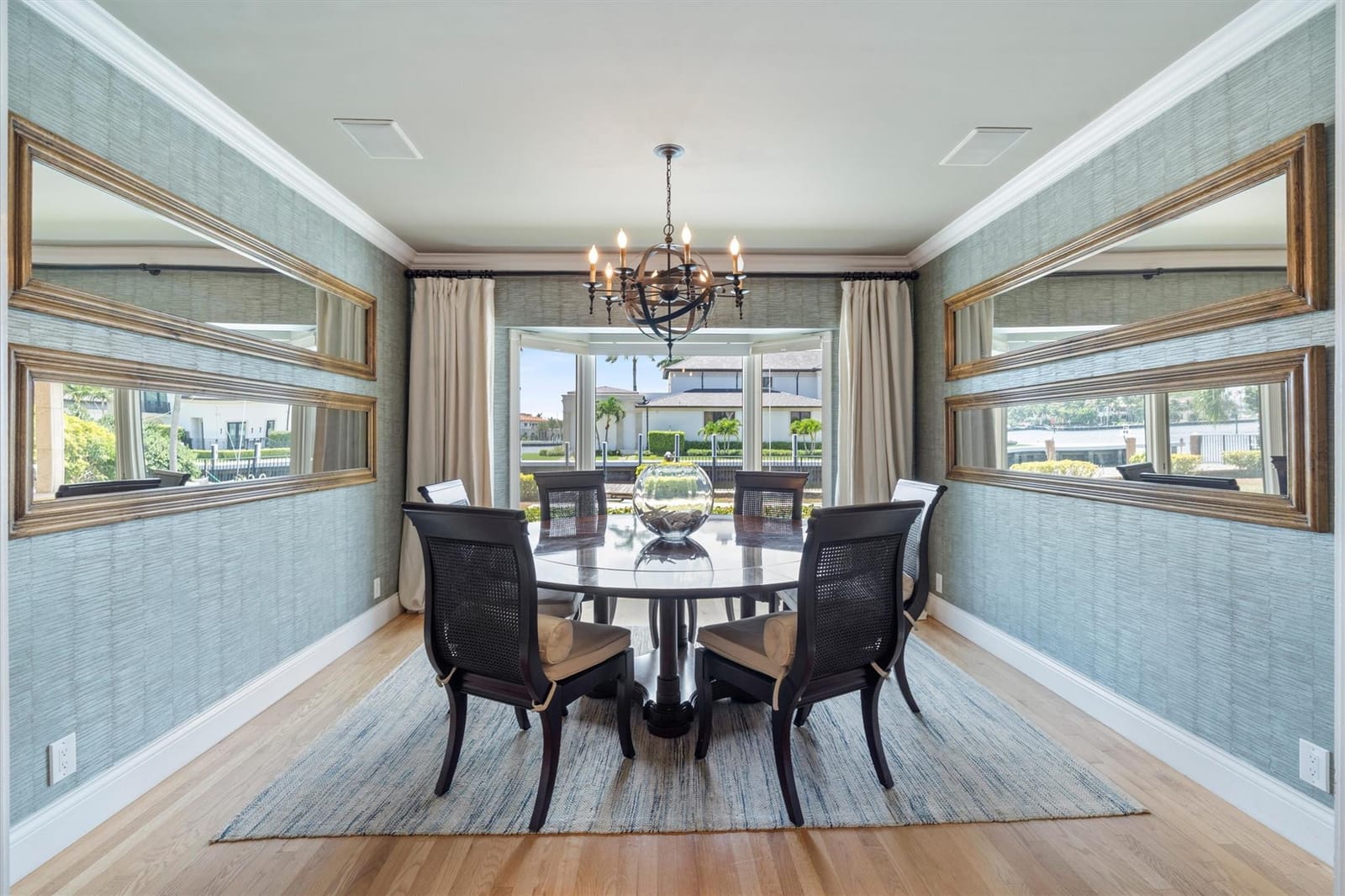 703 Royal Plaza Drive — photo 8