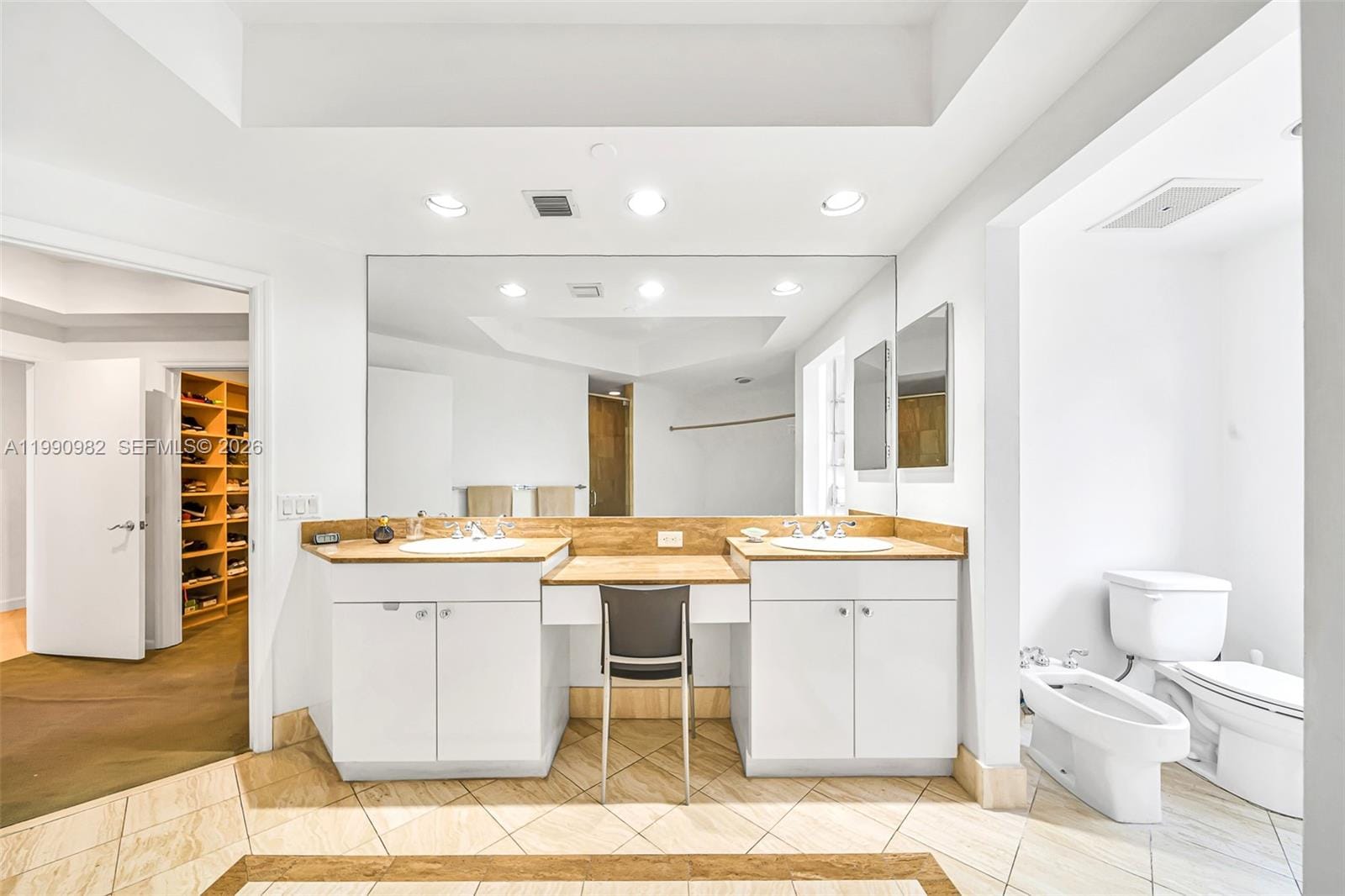 21050 Point Place 401, Aventura, FL 33180 photo 22