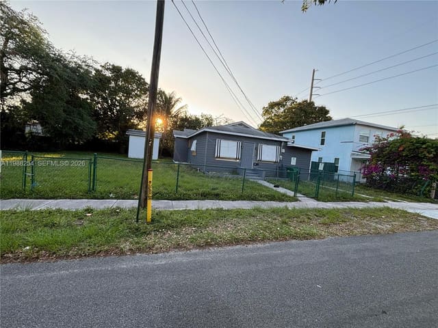 214 SW 1st Avenue, Park Hill, Dania Beach, FL
