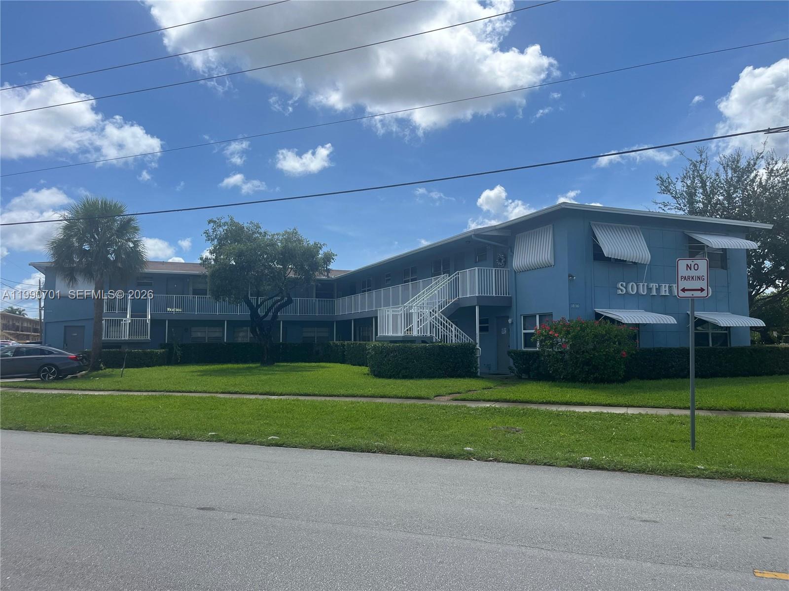 3856 S Cir Drive 6, Hollywood, FL 33021, Hollywood