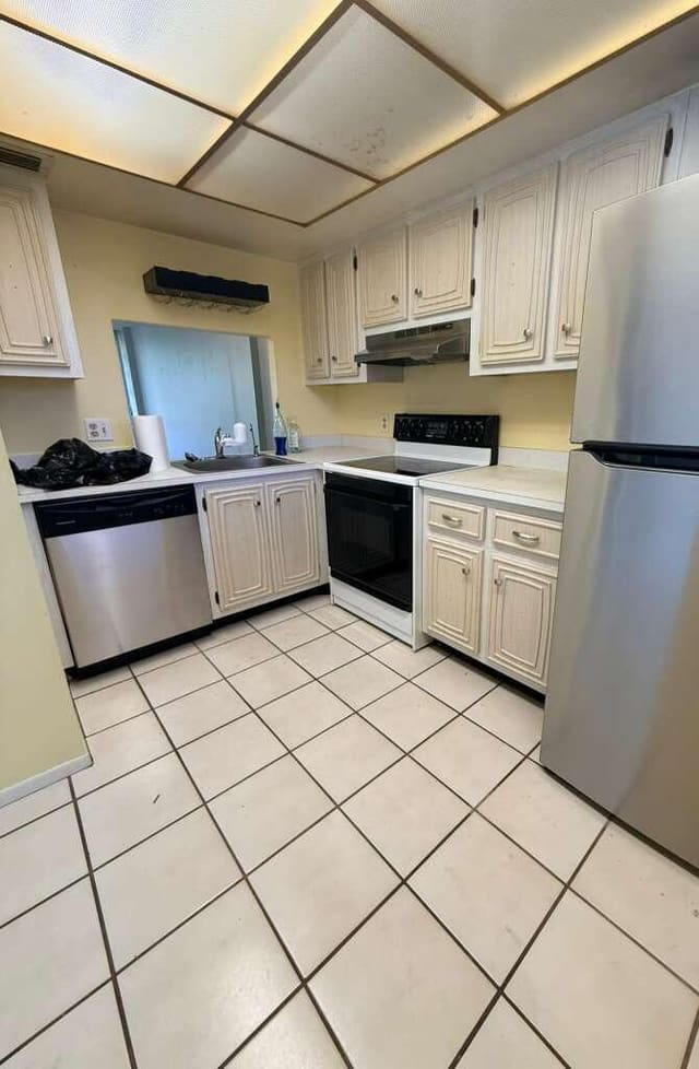 105 Royal Park Drive 3a, sold in Royal Park Condo, Oakland Park, FL