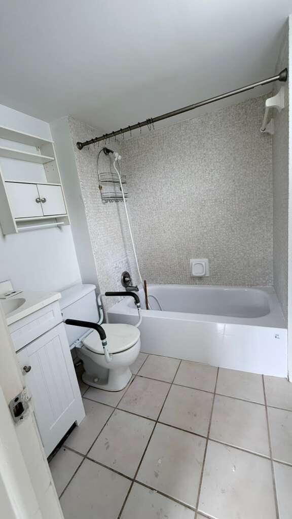 105 Royal Park Drive 3a, Oakland Park, FL 33309 photo 7