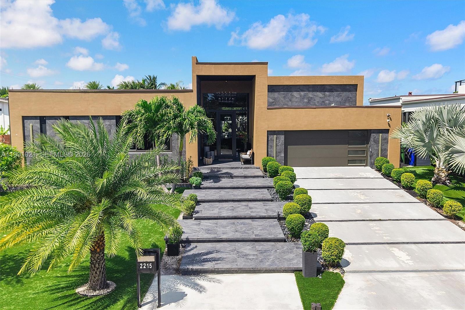 2215 NE 19th Street, Fort Lauderdale, FL 33305, Fort Lauderdale