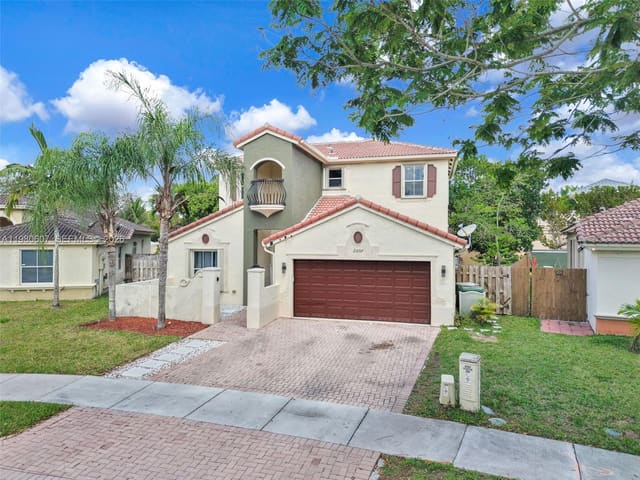 2007 NE 6th Court, Homestead, FL 33033