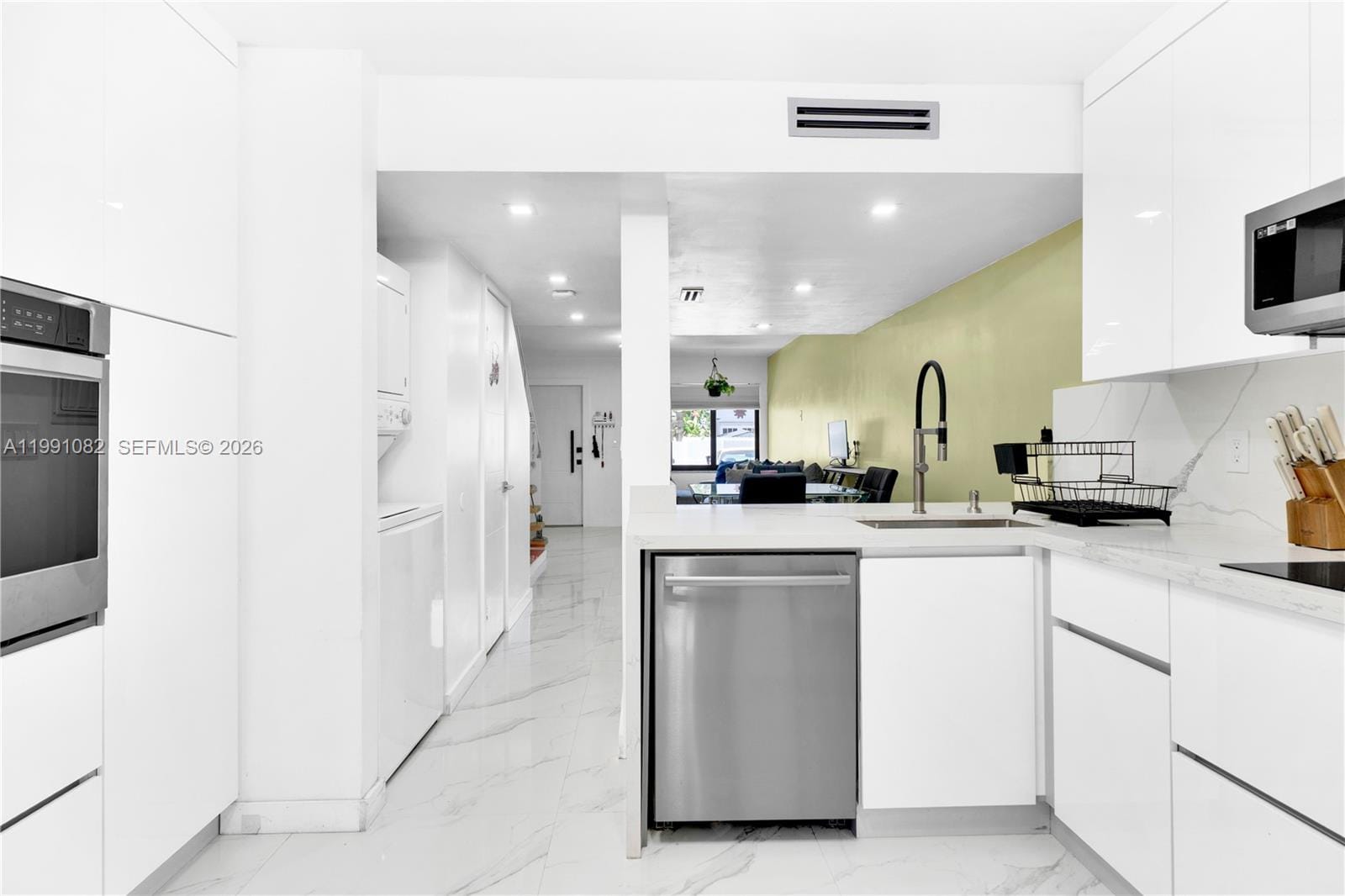 5362 W 24th Avenue 117, Hialeah, FL 33016 photo 24