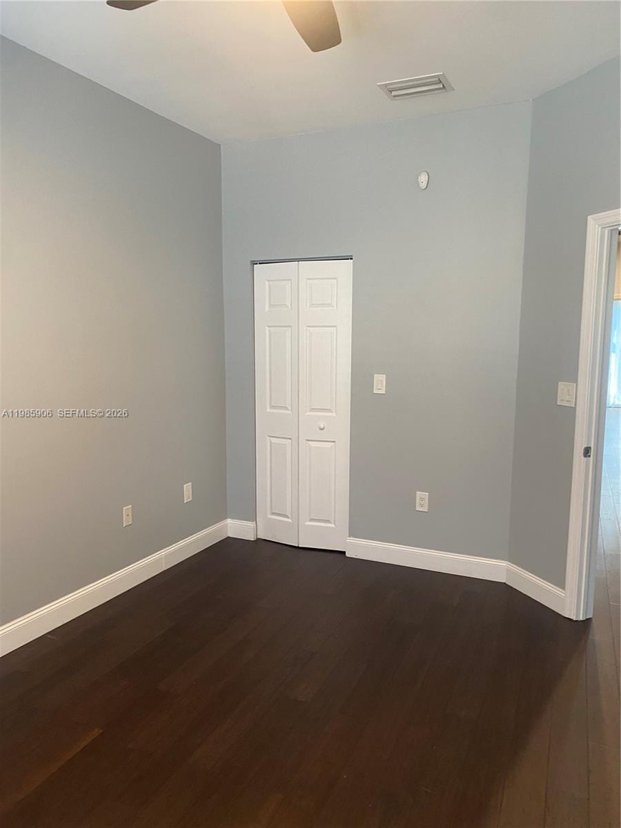 2706 NE 30th Place 2706 — photo 7
