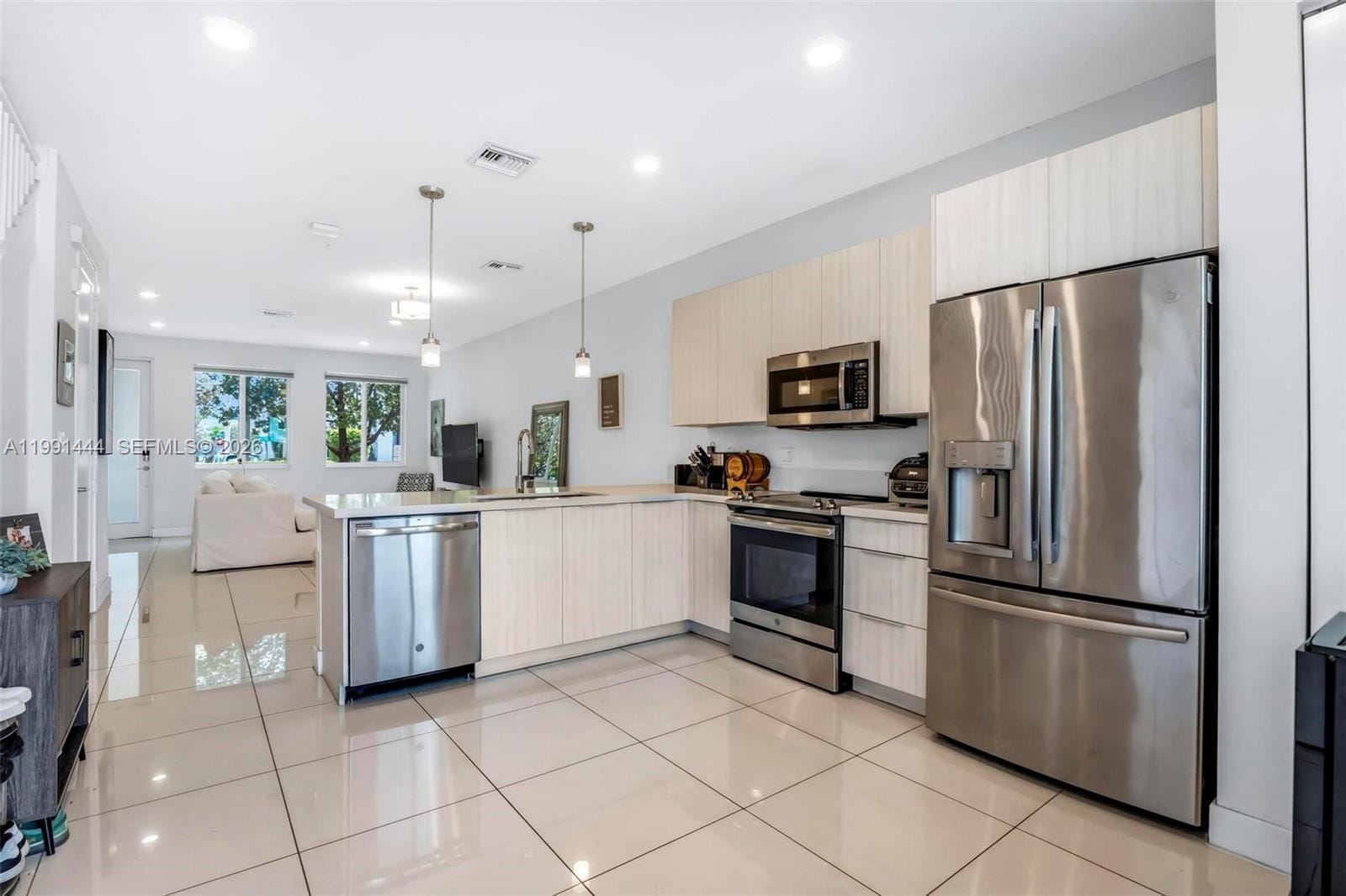 6416 NW 102nd Court 118, Doral, FL 33178 photo 2