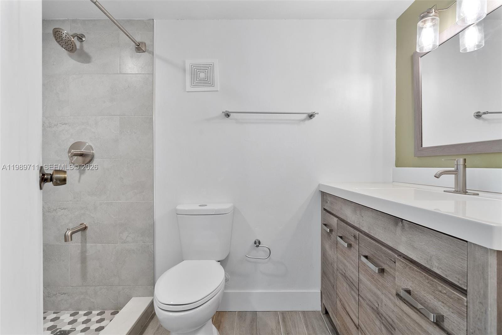 2500 NE 135th Street Unit#B206, North Miami, FL 33181 photo 17