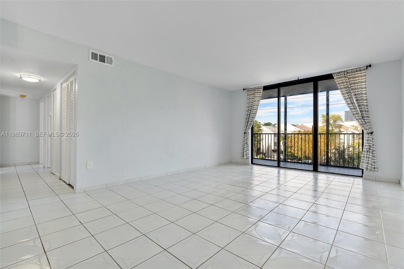 2500 NE 135th Street Unit#B206, North Miami, FL 33181 photo 5