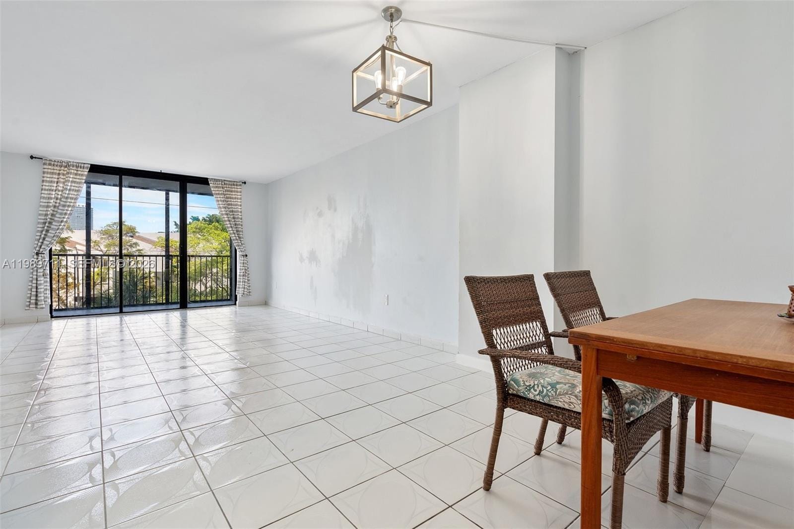 2500 NE 135th Street Unit#B206, North Miami, FL 33181 photo 9