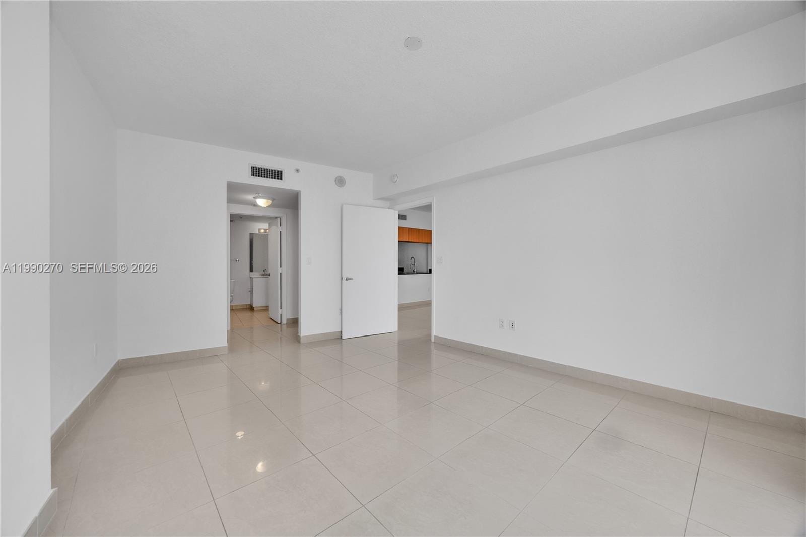 1750 N Bayshore Drive 2804, Miami, FL 33132 photo 14