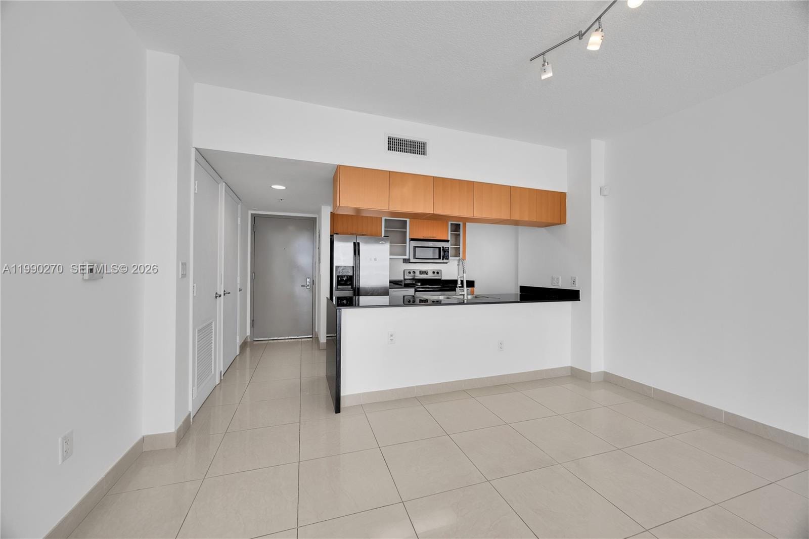 1750 N Bayshore Drive 2804, Miami, FL 33132 photo 10