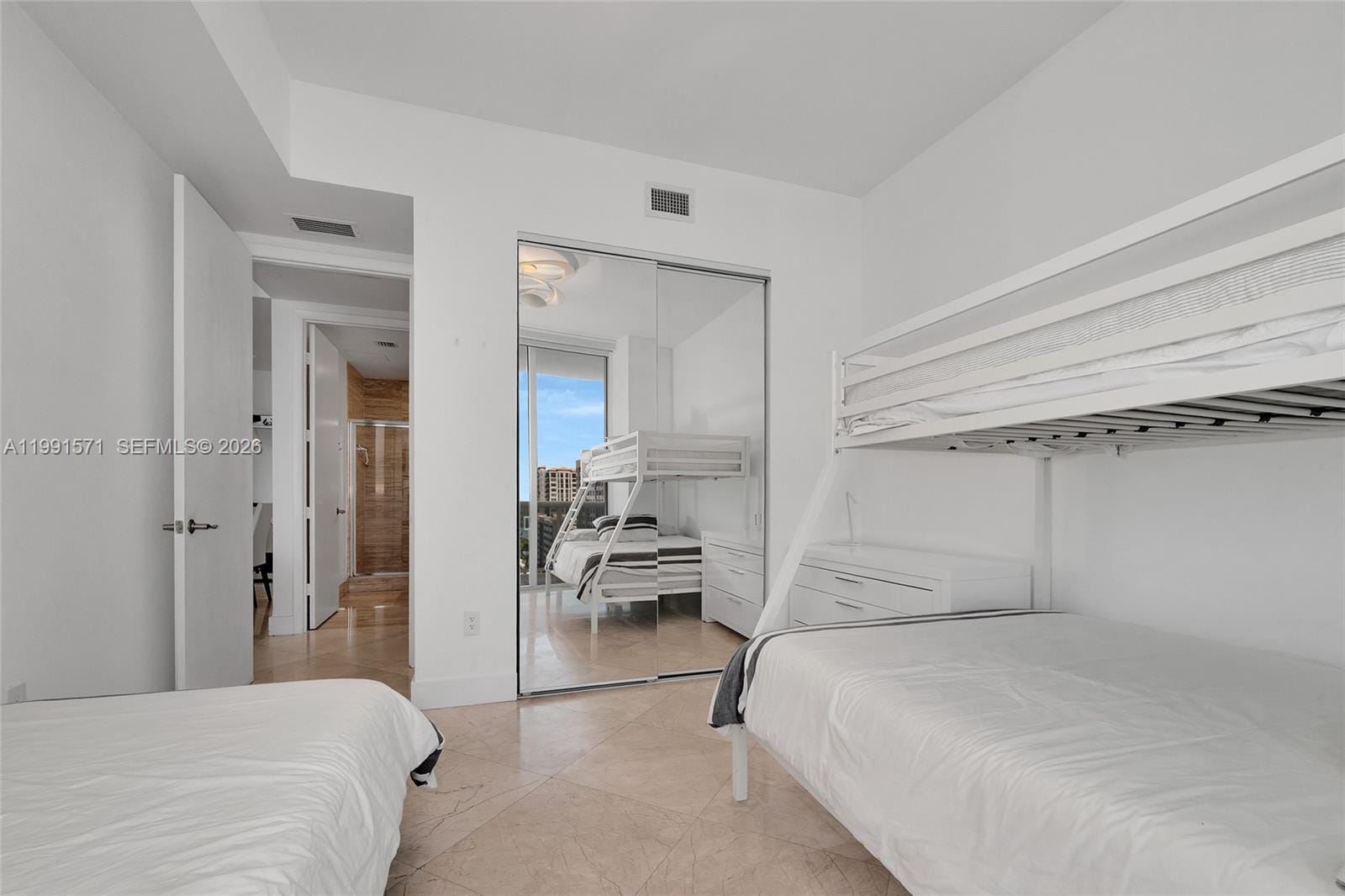 16001 Collins Avenue 1005, Sunny Isles Beach, FL 33160 photo 19