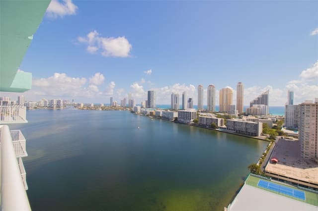 301 174 2417 2417, Sunny Isles Beach, FL 33160