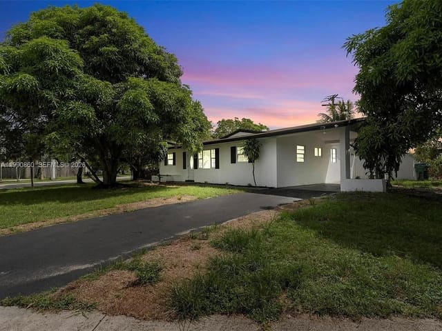 4900 NW 14th Street, Flair Sub No 2, Lauderhill, FL