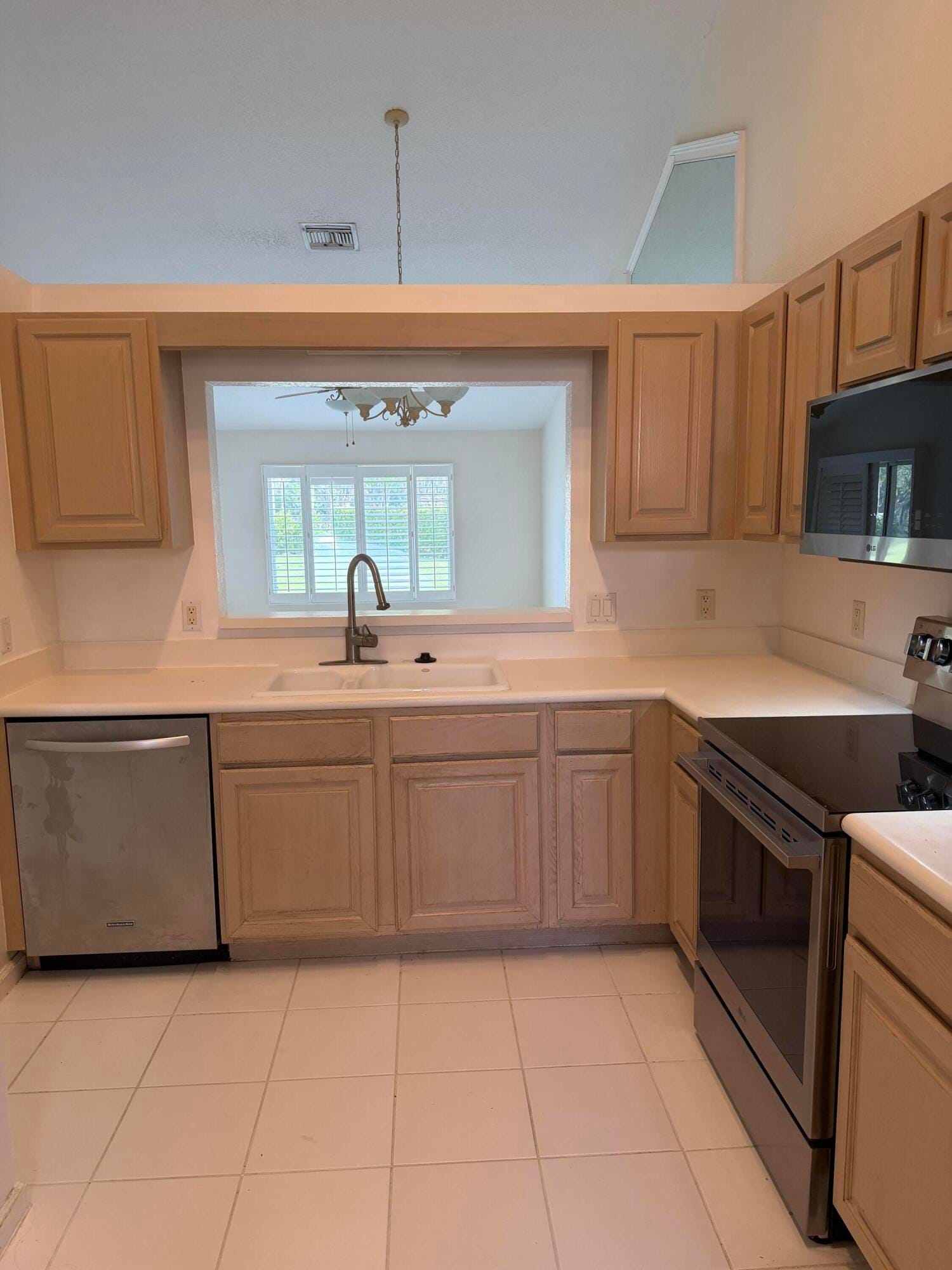 8432 Cargill Point, West Palm Beach, FL 33411 photo 11