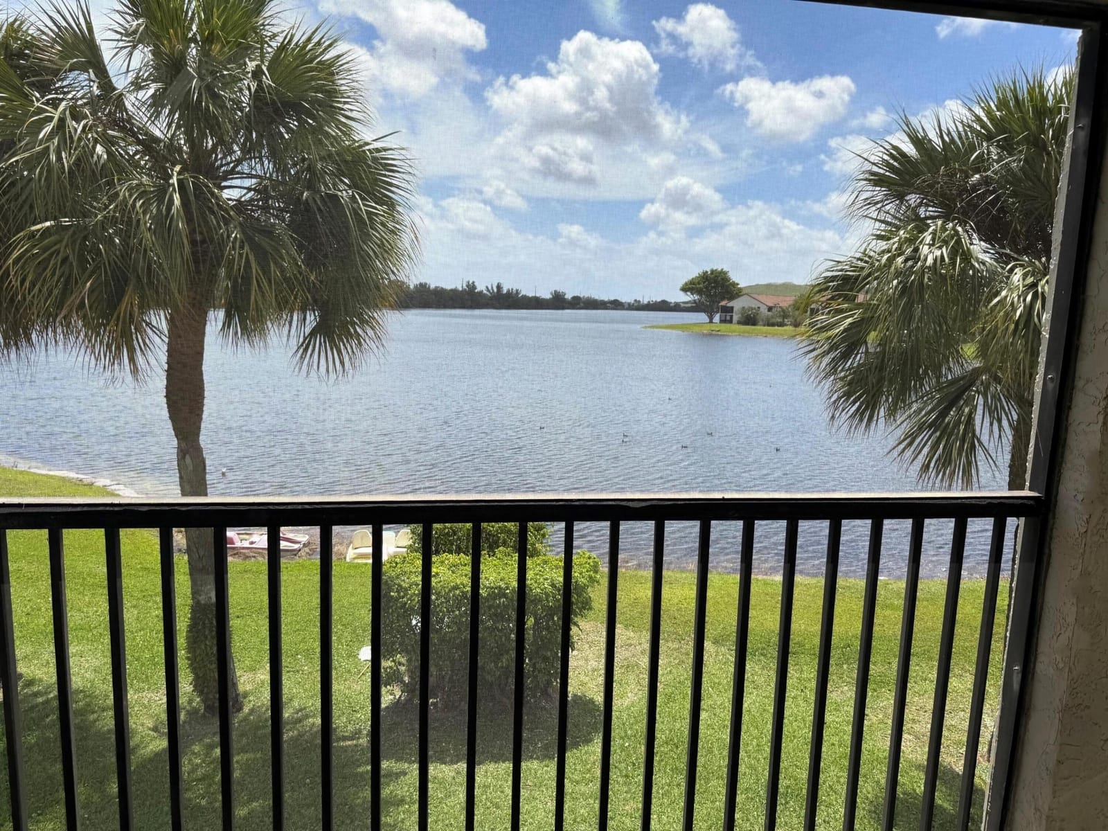 302 Liberty Court, Deerfield Beach, FL 33442 photo 14