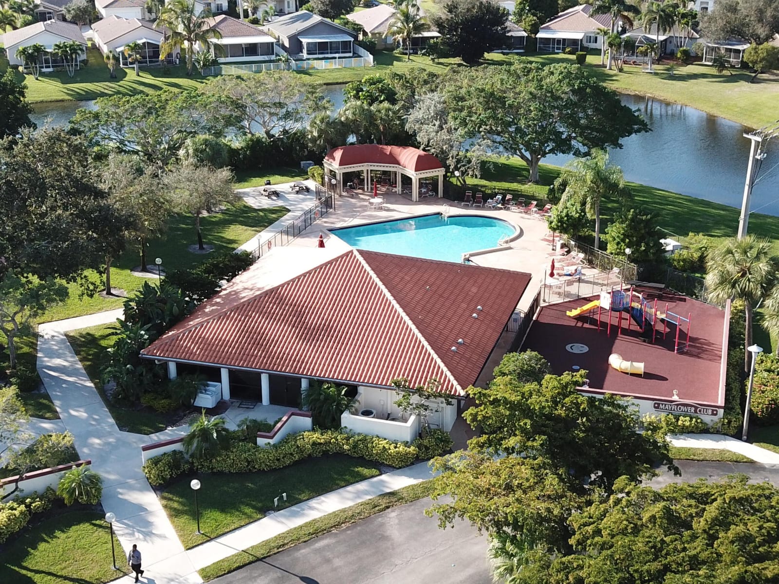 302 Liberty Court, Deerfield Beach, FL 33442 photo 16
