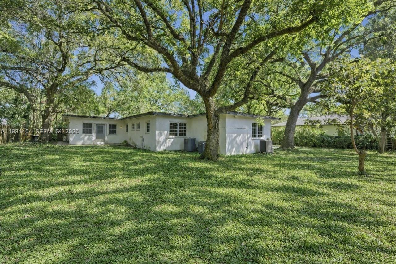 4 bedroom home for sale at 7870 98th, Miami, FL 33156 — $1,200,000