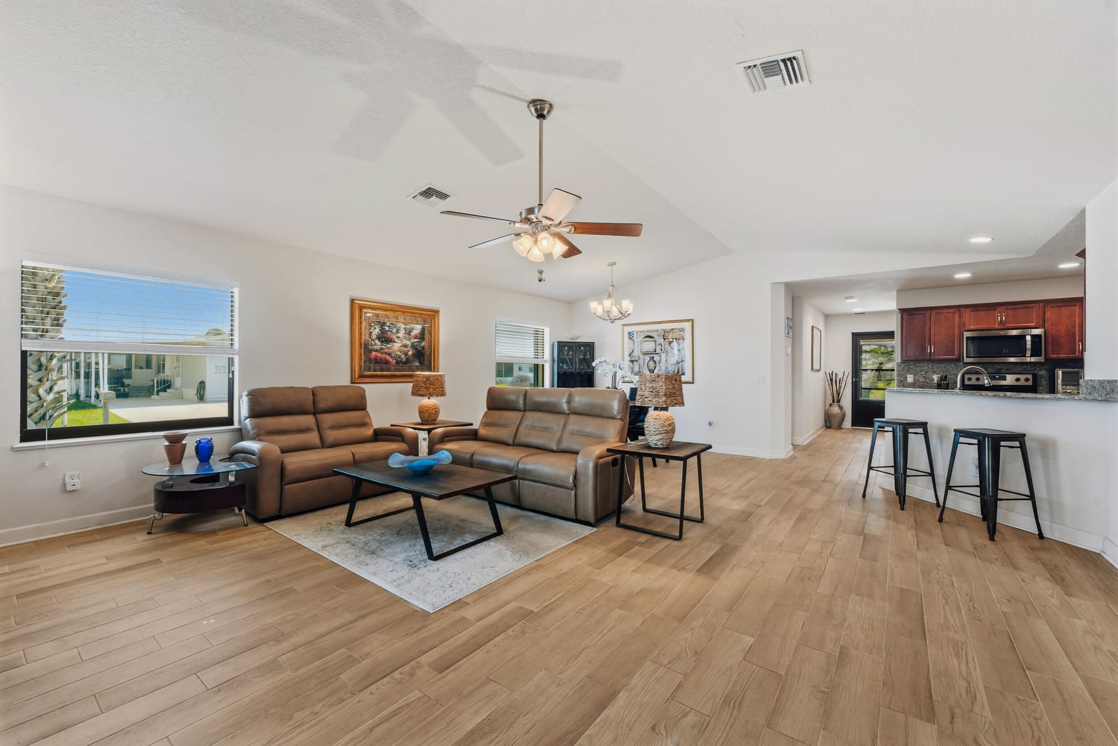 6700 Dulce Real Avenue — photo 4