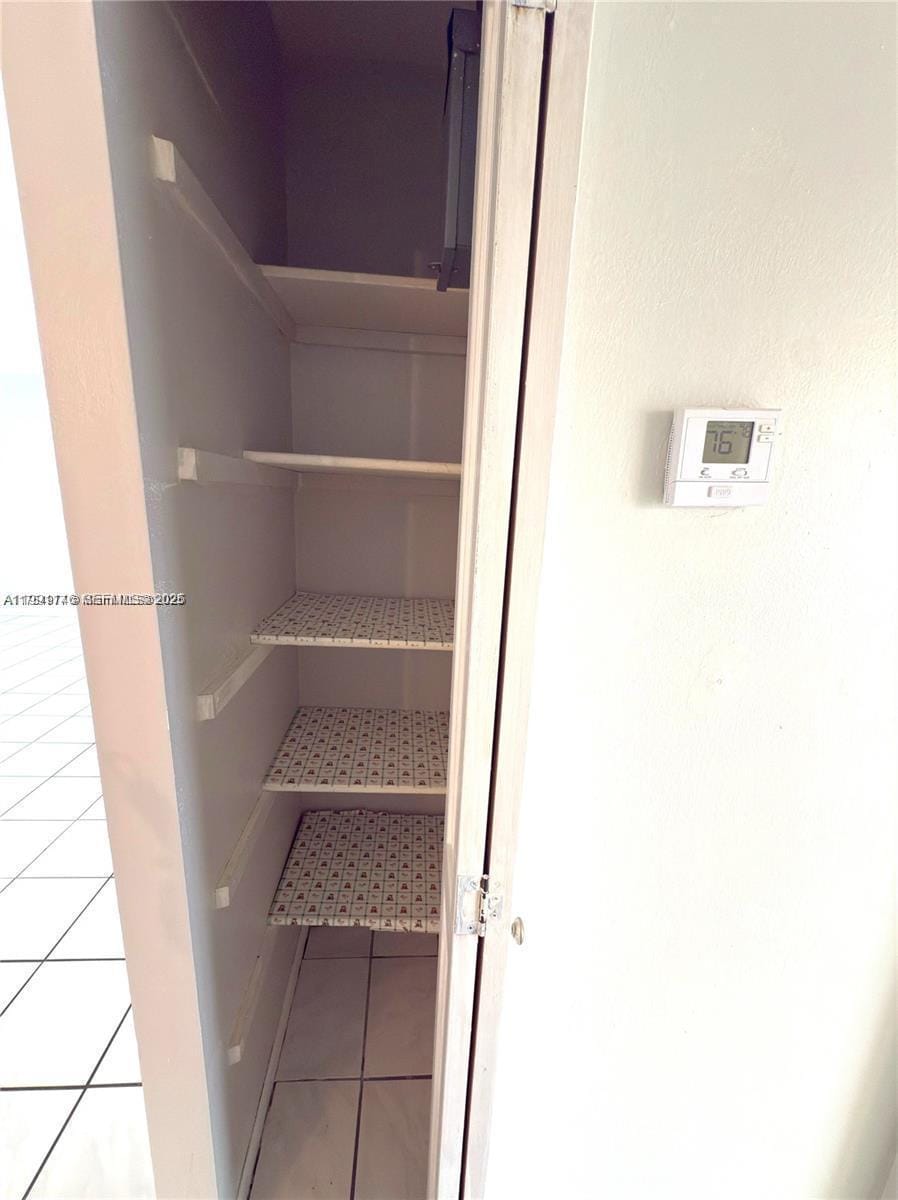 805 W Oakland Park Boulevard D19, Oakland Park, FL 33311 photo 14