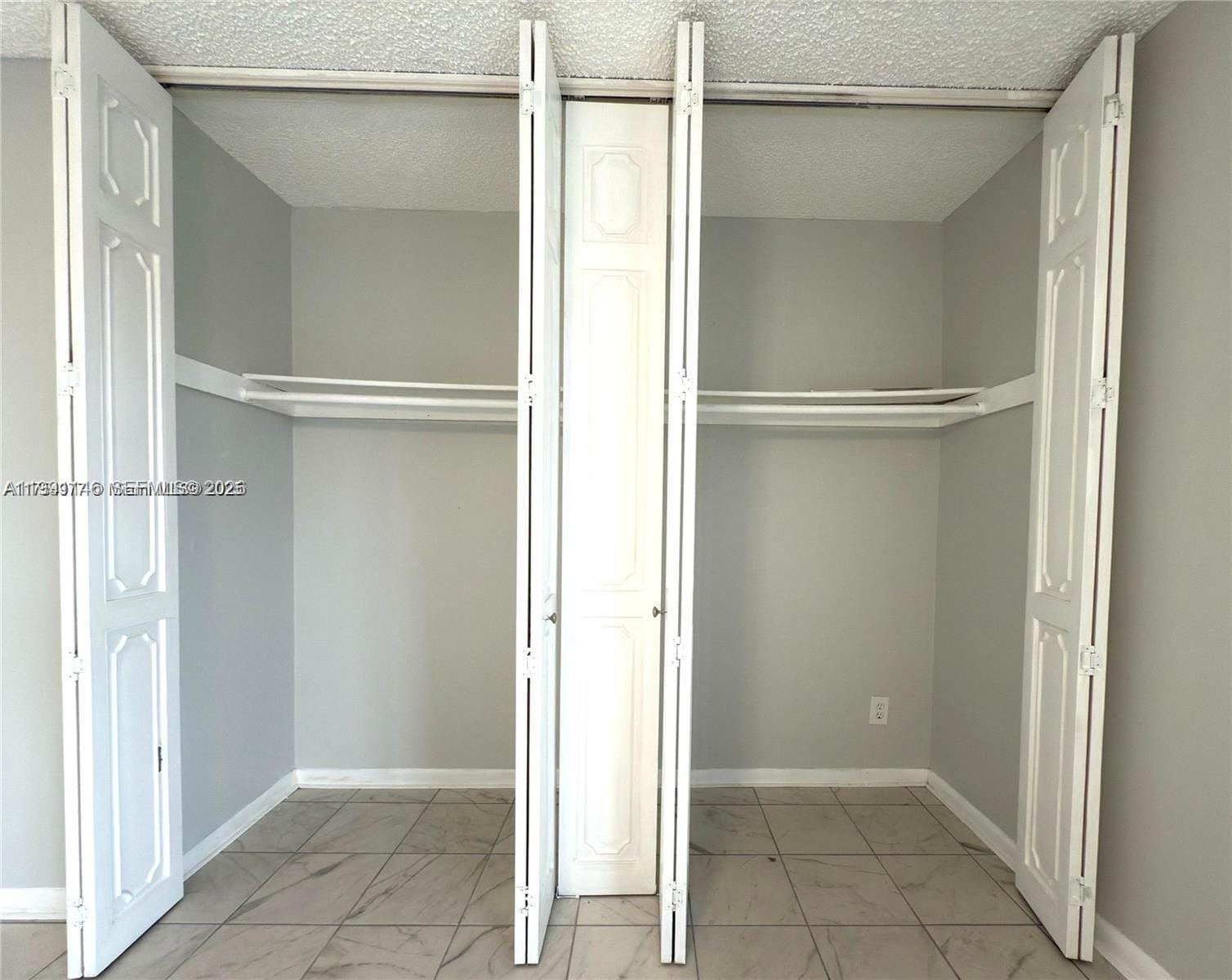 805 W Oakland Park Boulevard D19, Oakland Park, FL 33311 photo 17