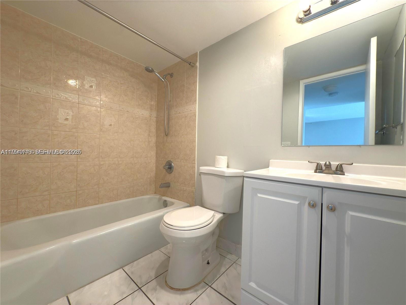 805 W Oakland Park Boulevard D19, Oakland Park, FL 33311 photo 18