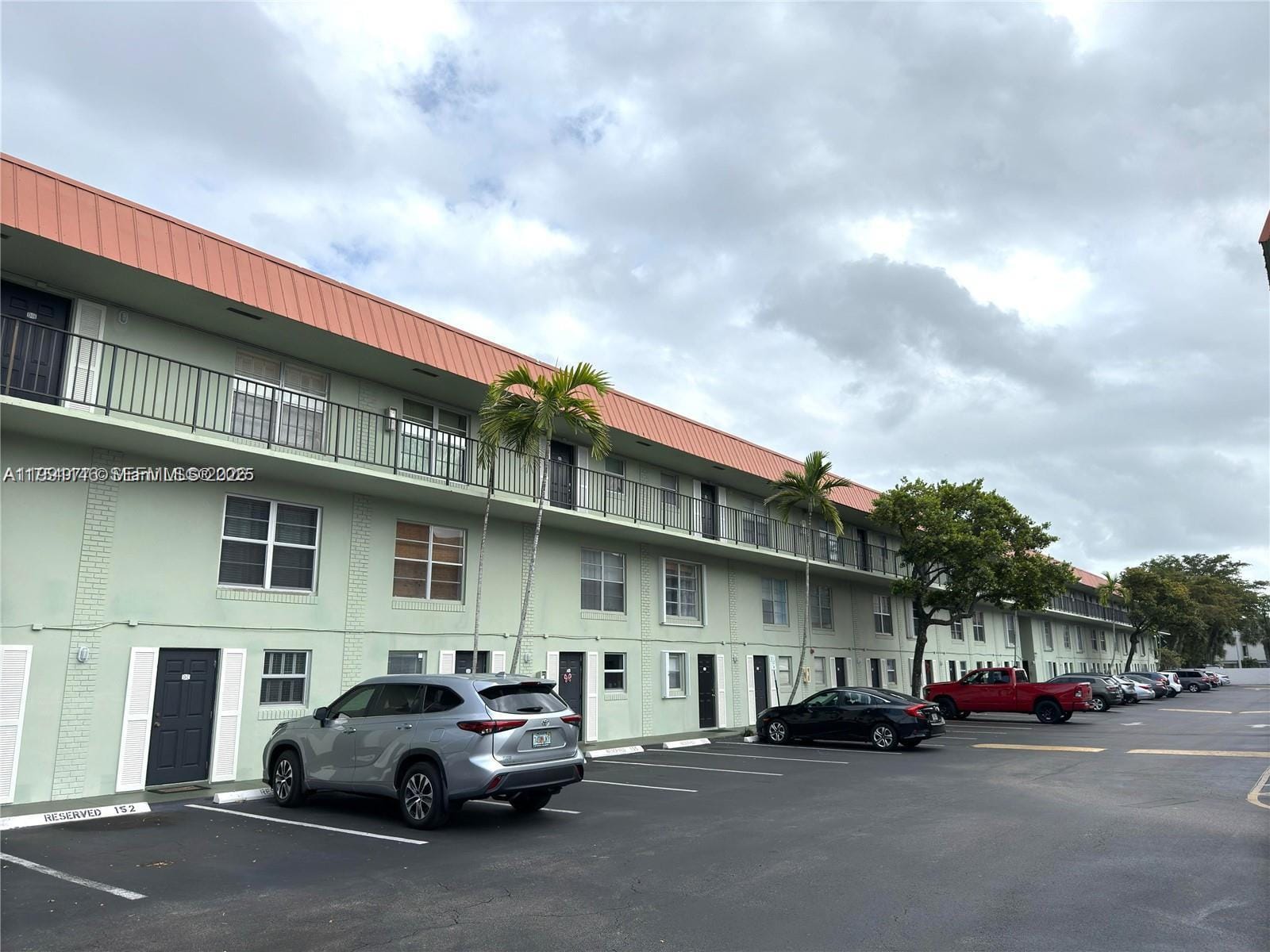 805 W Oakland Park Boulevard D19 — photo 3