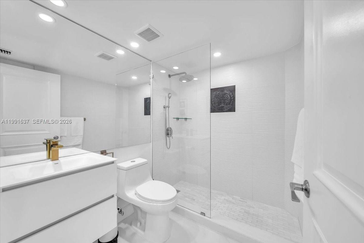 6767 Collins Avenue 1110, Miami Beach, FL 33141 photo 22