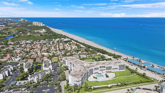 1300 S Highway A1a 402, Jupiter, FL 33477