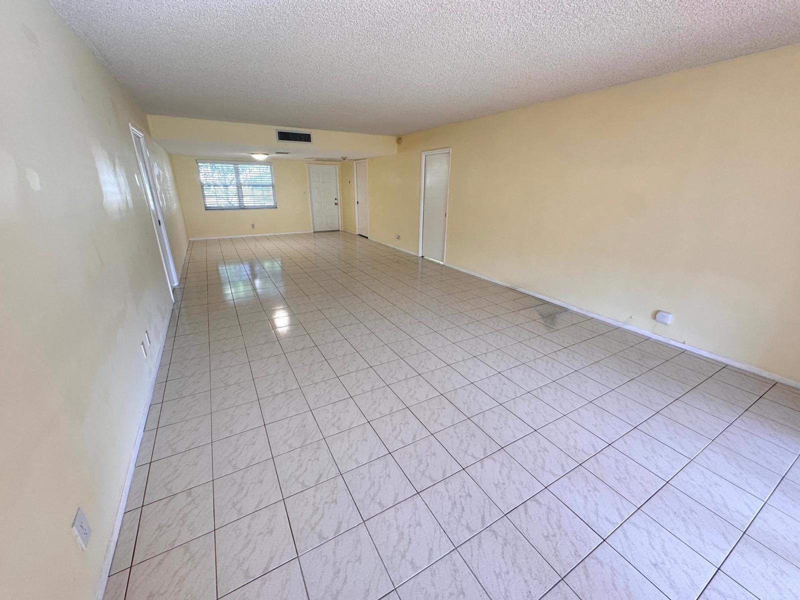 901 Cypress Terrace 103 — photo 4