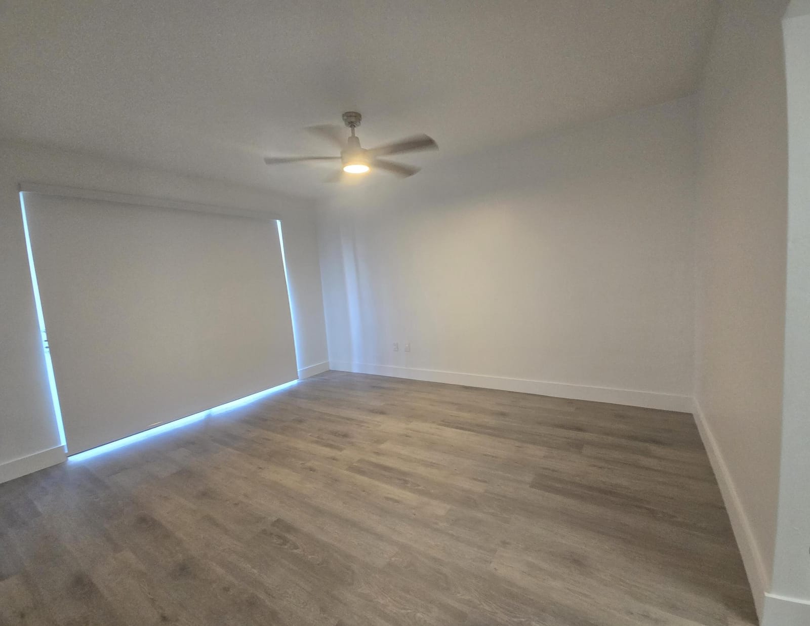 18555 NE 14th Avenue 709, Miami, FL 33179 photo 14