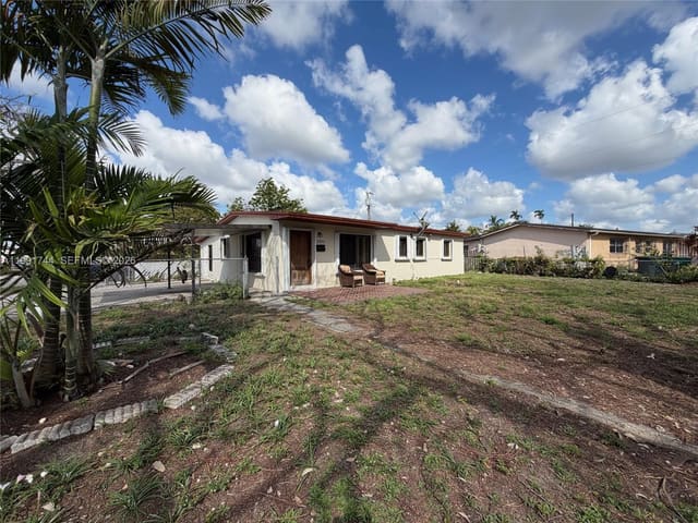 2930 SW 106th Avenue, sold in West Coral Park, Miami, FL