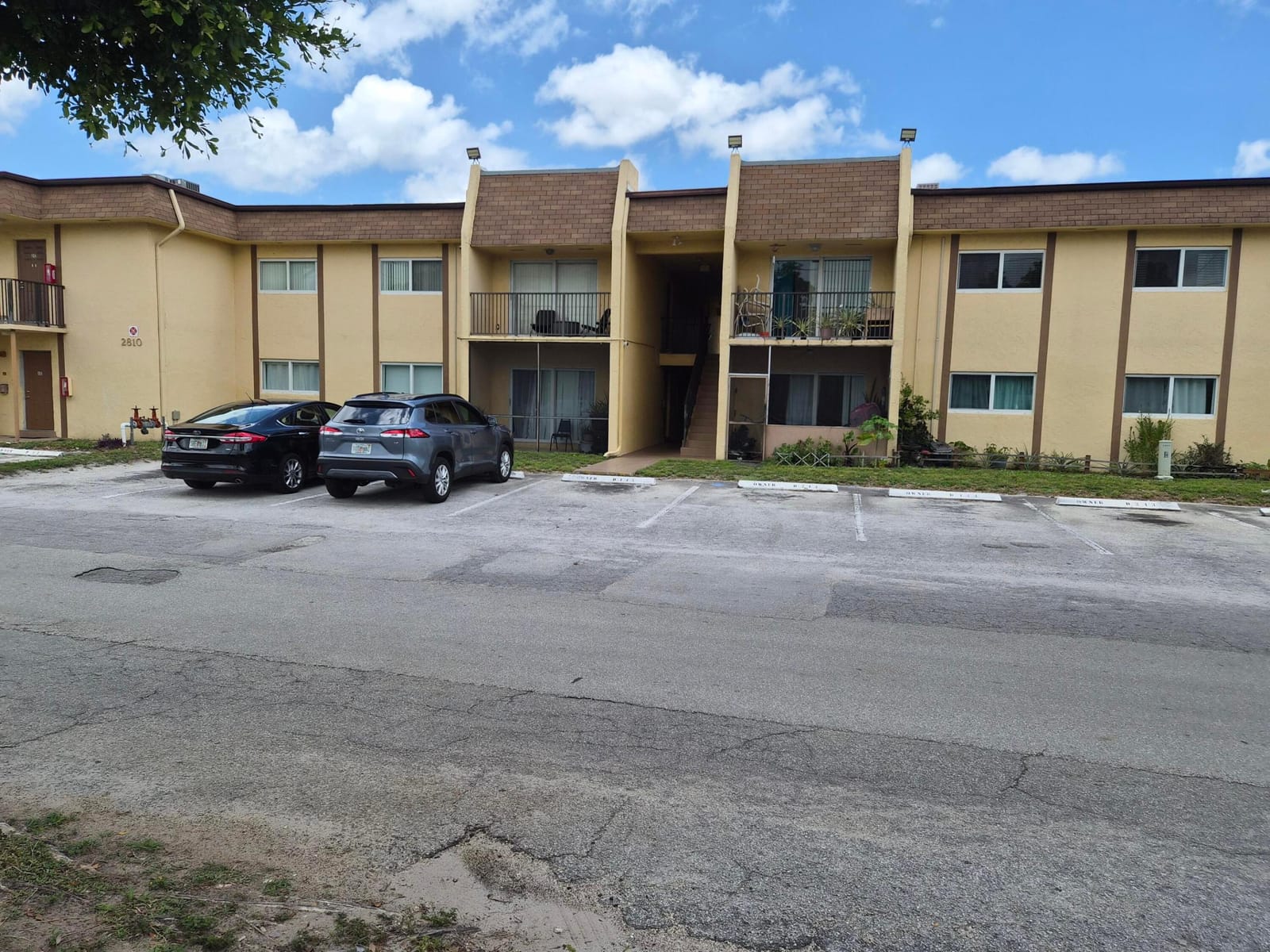 2810 NW 55th Avenue 2a — photo 2