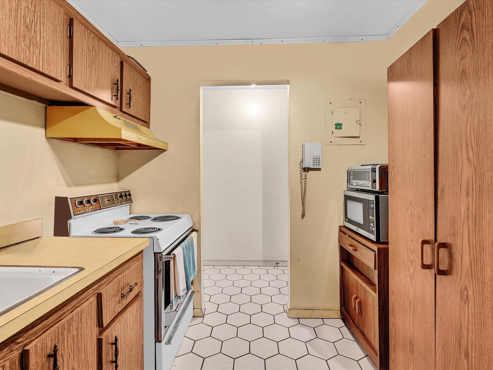 2800 NW 56th A404, Lauderhill, FL 33313 photo 9