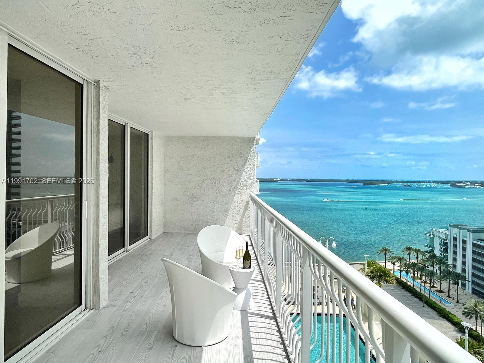 1200 SE Brickell Bay Drive 1707, Miami, FL 33131, Miami