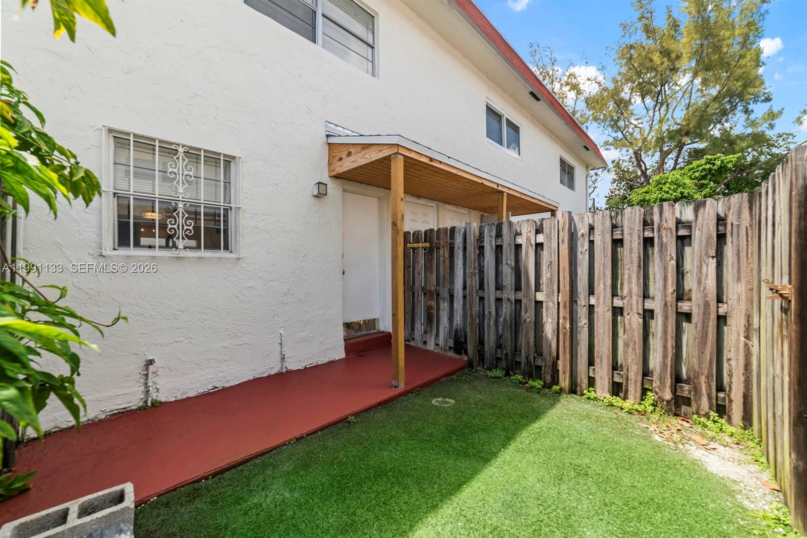 1560 NE 151st Street 103 — photo 9