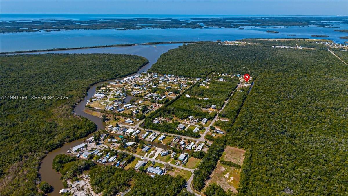 25 & 26 Plantation Drive, Everglades City, FL 34141, Everglades City