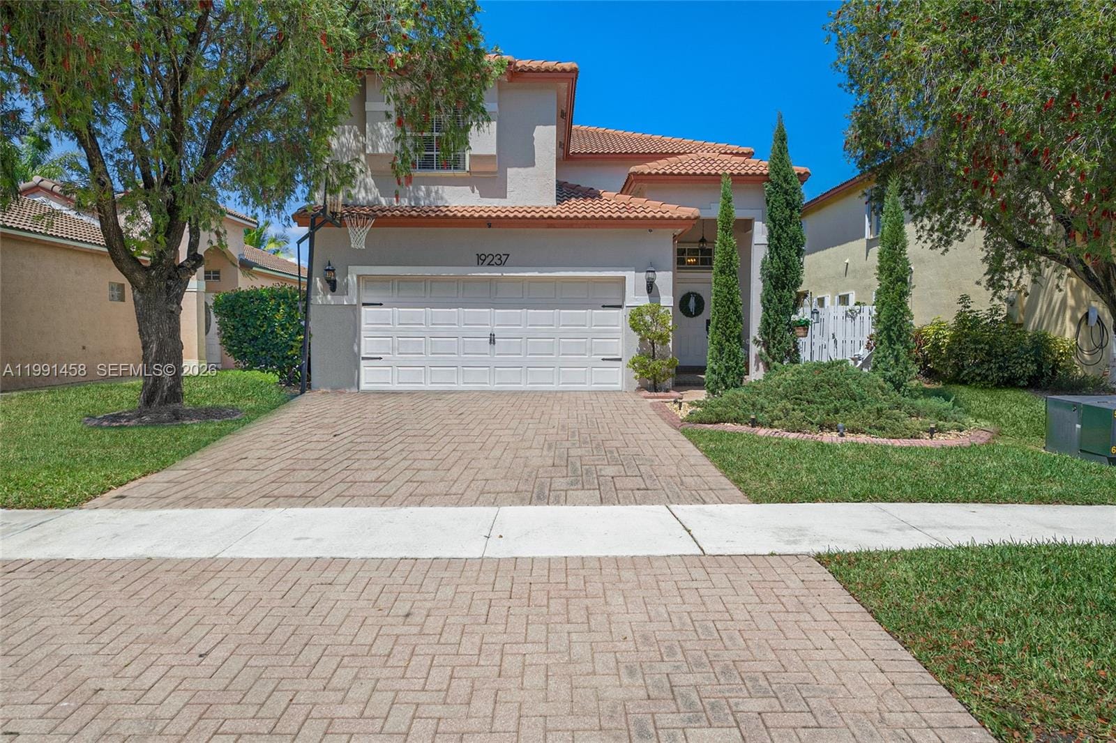 19237 NW 13th Street, Pembroke Pines, FL 33029 photo 2